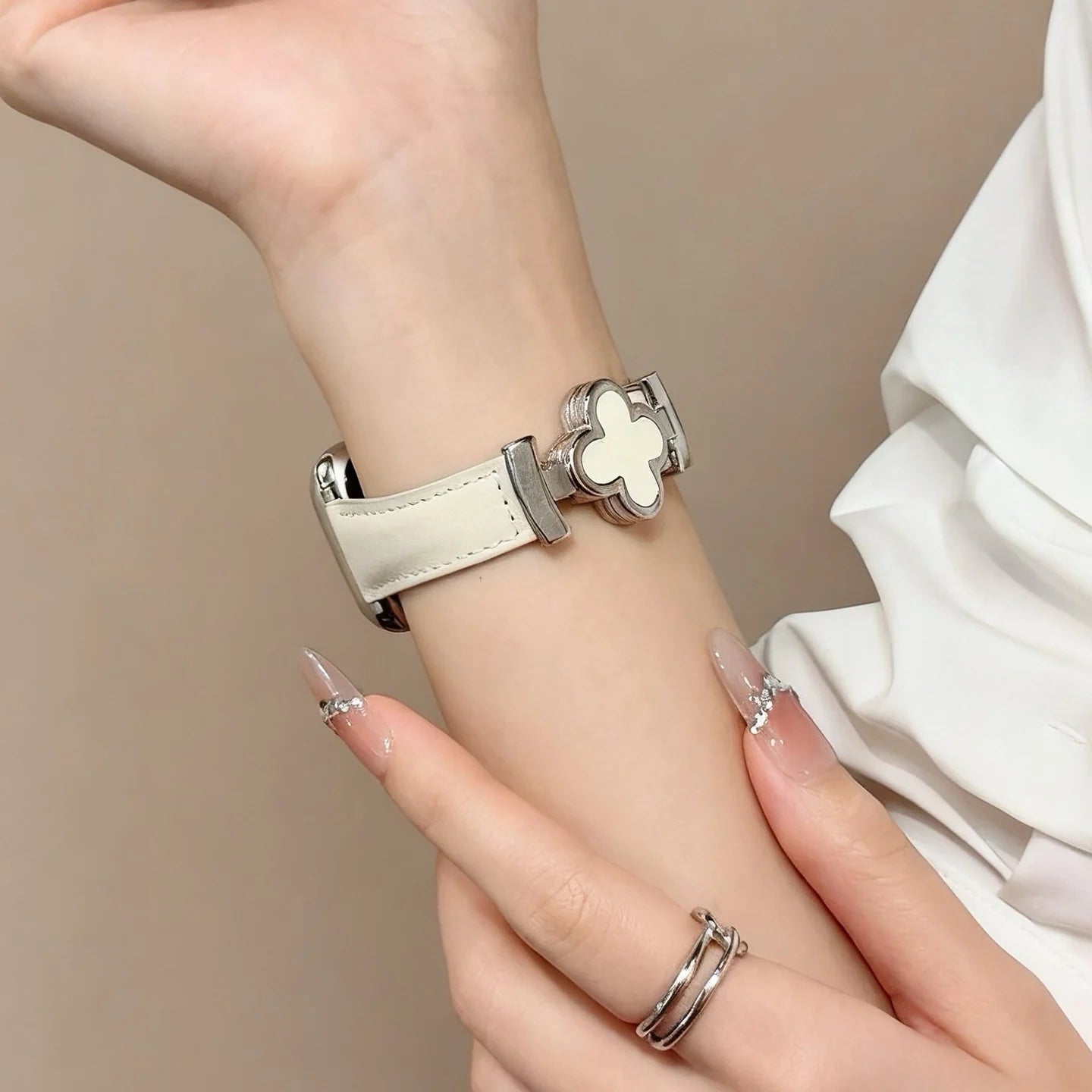 Lucky Leather Strap